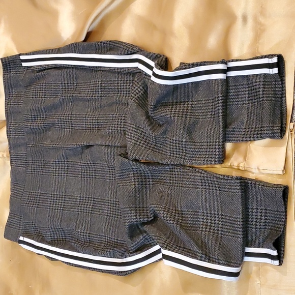 French laundry pants Size XL Gray & black plaid pattern w/white & black stripes - Picture 2 of 5